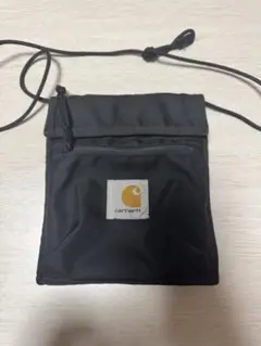 Carhartt ブラックショルダーバッグ　コンパクトポーチ