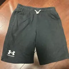 《値下げ》アンダーアーマー　スウェット生地　ショートパンツ　150サイズ