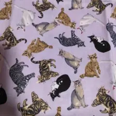 お値下げ 色んな猫さんの絵柄がかわいい パープル色 生地(未使用)