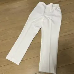 UNIQLO ホワイト スラックス