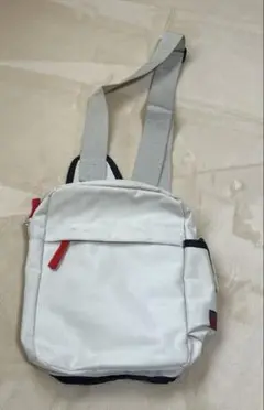 ボディバッグ　ミスタードーナツ