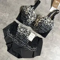 Item thumbnail for item 377ba396-8359-4bc6-bdba-b8dc7779cc20