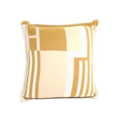 新品‼️ HERMES エルメス　イターク クッション