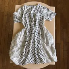 水玉模様 半袖ワンピース Mサイズ