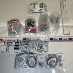 ガチャのロックアイスミニマスコット4個セットです。