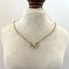 リボンネックレス ゴールド金具 プレゼント 3D 立体感 高級感 カワイイ 華奢