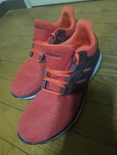 adidas ランニングシューズ