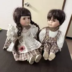 男の子、女の子ペア人形