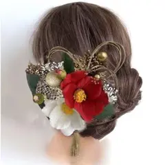 Item thumbnail for item 4061e6f5-57bf-4976-ada3-dfc13a61ac1c