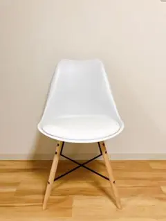 ニトリ　ダイニングチェア　ヘンリーWH