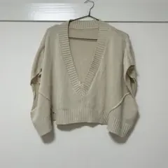 ベージュ Vネック ニットベスト オーバーサイズ