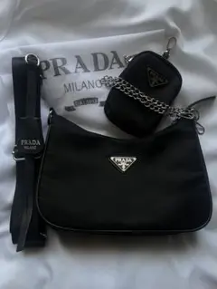 PRADA ノベルティ ブラック ショルダーバッグ