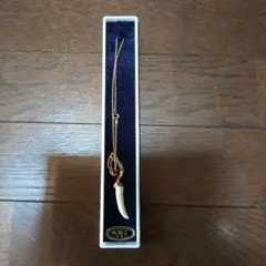 ゴールドチェーン 牙型ネックレス 専用ボックス付き