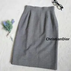 Item thumbnail for item b31c2efb-2ad5-43f7-bdcf-2320e8d70de9