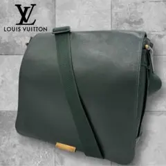 Item thumbnail for item ac0bb4b2-2cab-4167-ae74-0082a36694c1