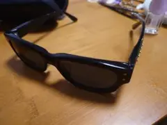 OURET 5ドットサングラス　ケース付き