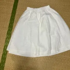 ホワイト メッシュ フレアスカート ペチコート付きひざ丈
