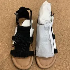 ⭐︎美品⭐︎ MINNETONKA ミネトンカ　フリンジ付きブラックサンダル　黒