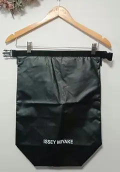 Item thumbnail for item f457f58e-efc1-4aa1-a3db-93ce43dd88c0