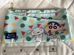 クレヨンしんちゃん　ポーチ