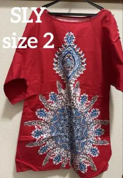 SLY スライ　美品　ボヘミアン柄オーバーサイズトップス