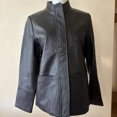 Item thumbnail for item 14fbd3da-f0e5-48b0-a419-fcaba1ebc3b3