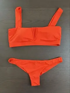 試着のみ　ビラボン セパレート　水着　M