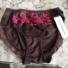 Item thumbnail for item 1c51447e-8c5b-4b2a-bc5e-5205e11de31c