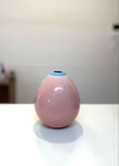 【美品】フラワーベース　一輪挿し　陶器