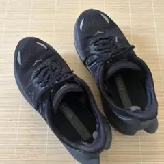 HOKA カワナ　ブラック ランニングシューズ
