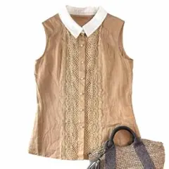 美品 Rene リネンパールボタンノースリーブブラウス レース ベージュ