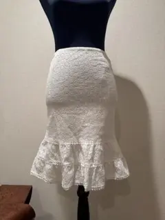 nanette lepore✨ ホワイト フリル付きスカート