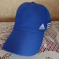 adidas 青 メッシュキャップ