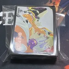 ワンピースカード　スリーブ　ウタ　70枚　中古