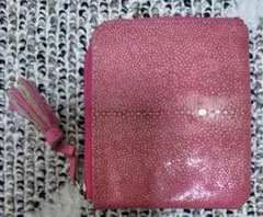 【本物エイ革】本革ミニ財布 ピンク 片側ファスナー カード8枚