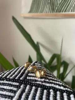 Item thumbnail for item 32e43c51-1052-4b82-92e3-8a87a92a7bf4