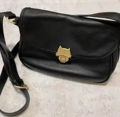 ツモリチサト ショルダーバッグ レザー シボ革 黒 ゴールド金具 カリヤネコ
