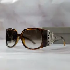 Item thumbnail for item 59674946-8d35-4cf2-bac4-3d69bd34acb2