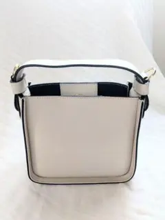 【アルアバイル】レザー バッグ