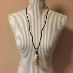 【新品】アフリカン フェザーネックレス