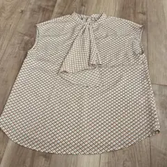Item thumbnail for item 2cc21e34-e02a-4792-86c4-7bd27ebdc863