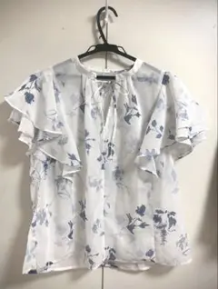 しまむら　花柄ブラウス　シアー