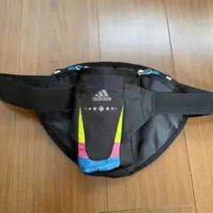 ウェストポーチ