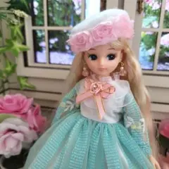 no.51　22センチドール服