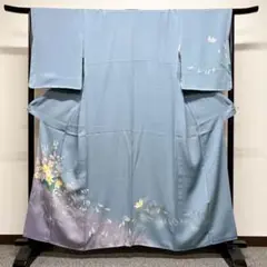 鈴蘭をはじめ様々な花が描かれた付け下げ 着物