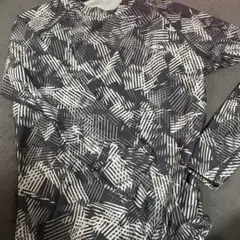 アンダートップス