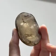 スモーキークォーツ　握り石　80g NO.328
