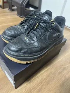 air force1 ブラックゴールド