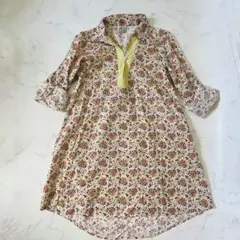 美品　akane あむぅ 花柄 ブラウス　チュニック