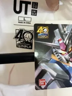 2020年　UNIQLO×ガンプラ40周年　tシャツ ガンダム　プラモ